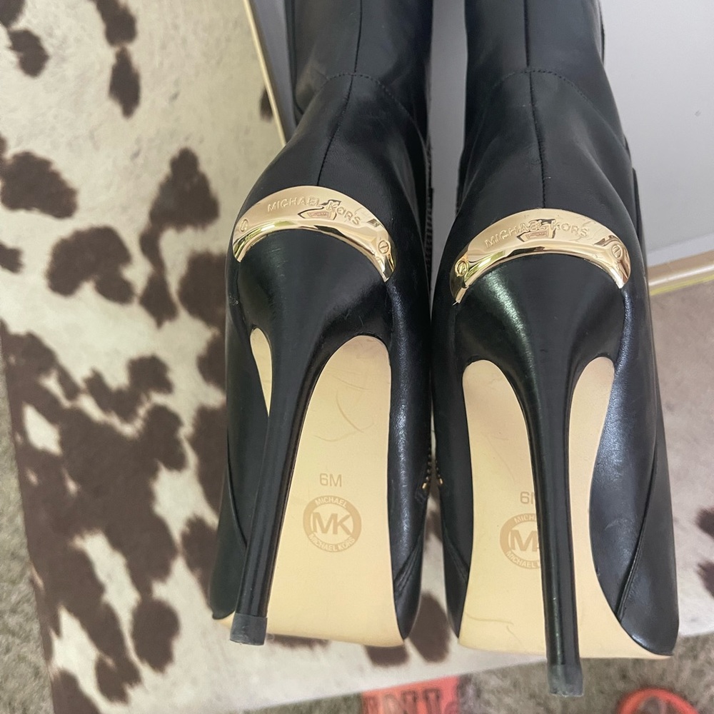 MK knee high Clara boot